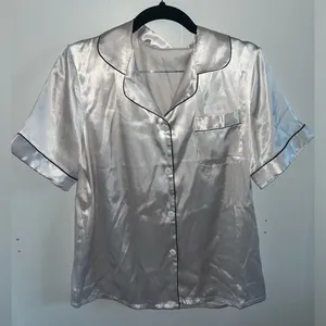 White Linen Pj Button Up Top and Shorts Set Size M thumbnail 2