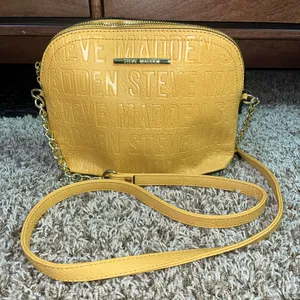 Steve Madden, yellow purse thumbnail 1