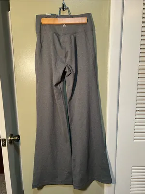 Tek Gear Women’s Size Small Ultrastretch Flare Leg Pants Charcoal Gray High Rise thumbnail 6