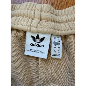 Adidas women’s fleece sweatshirts large tan 5” long inseam thumbnail 6