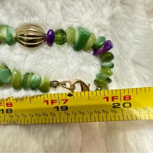 Vintage Single Strand Mixed Purple & Green Beads & Stones Necklace thumbnail 9