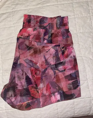 Red Size 8 thumbnail 2
