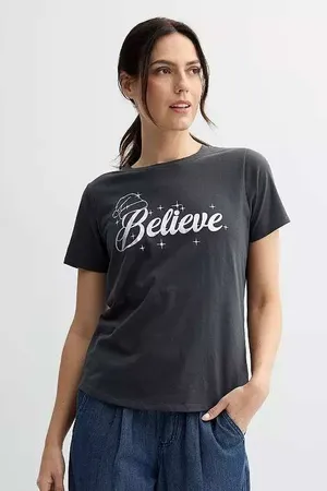 Believe Graphic T-Shirt Christmas Theme Gray Mighty Fine‎ XL NWT thumbnail 1