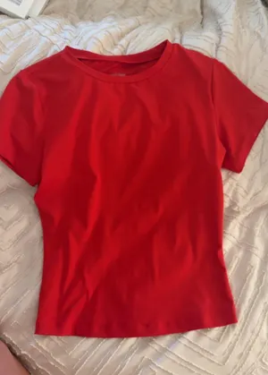 Amazon Fitted Top red thumbnail 1