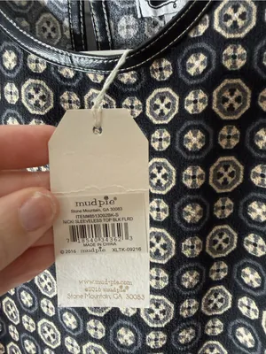 Mud Pie Black and Cream Sleeveless Geometric tunic shirt size small thumbnail 5