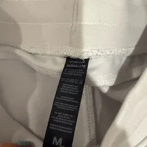Alphalete pants thumbnail 3