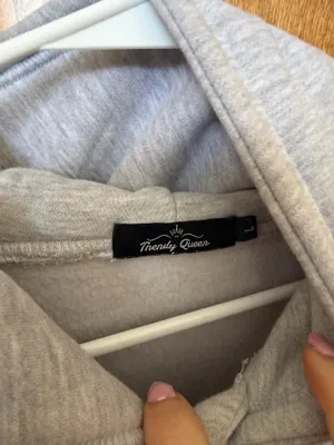 Trendy Amazon Queen Hoodie thumbnail 3