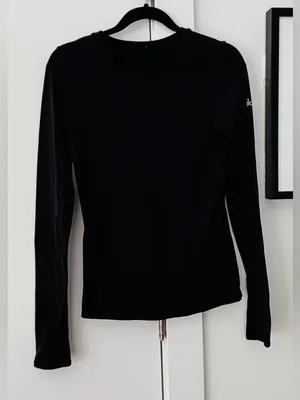 Alo Yoga Black Airbrush Winter Warm Nocturne Long Sleeve size medium thumbnail 3