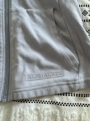 Alphalete Jacket Size Small thumbnail 2