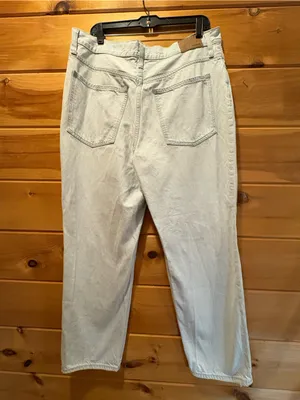 Madewell Light Blue Distressed Boyfriend Jeans size 32 thumbnail 3