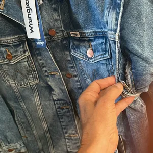 Wrangler Zip off sleeves Denim Jacket.  NWT thumbnail 10