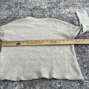 BRODIE Fine Cashmere Cropped Crew Neck Long Sleeve Sweater Light Beige Size S‎ thumbnail 6