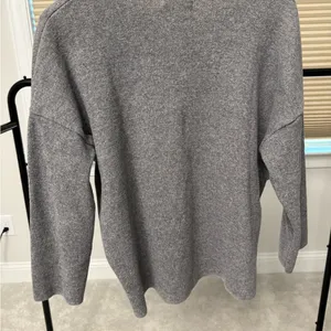 Able Heather Gray Knit Top thumbnail 5