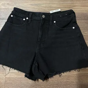 Madewell “The Perfect Jean Short” black denim raw hem woman’s size 27 NWT thumbnail 1