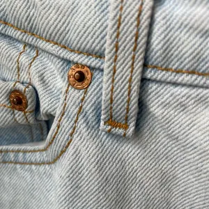 Levi’s Vintage 90s 521 Tapered Fit Jeans 16 Short thumbnail 8