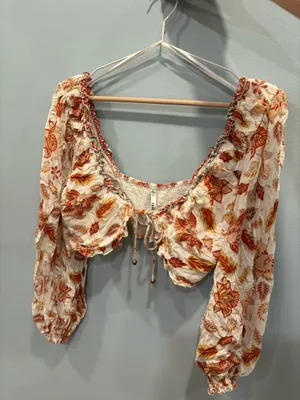 Indikah Top long sleeve floral cropped orange thumbnail 4