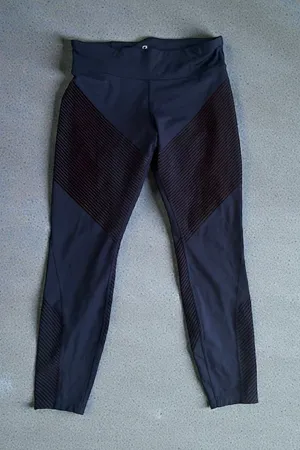 GAP Fit Sculpt Compression Navy Ribbed 7/8 Leggings Size Large thumbnail 1