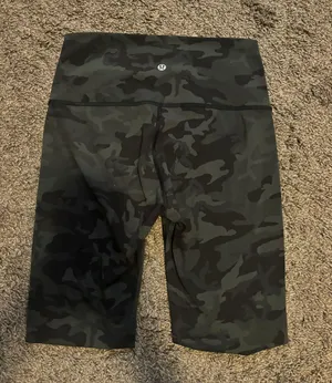 Lululemon Leggings thumbnail 3