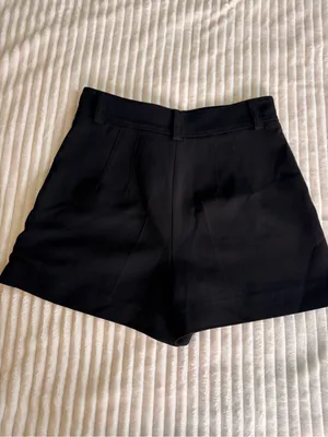 Zara Women's Black Tailored High-Waist Shorts with Pin Tuck Detailing Size S thumbnail 3