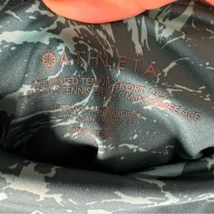 Athleta Ace Printed Ripple Marble Borealis Green Patterned Tennis Athletic Skort thumbnail 9