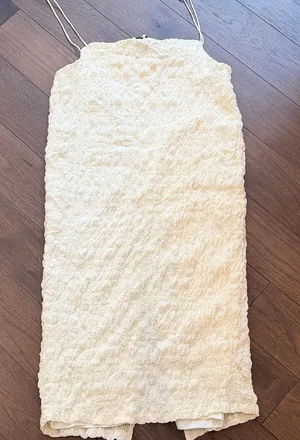 YWWL The Label Women’s Strapless Yellow Crinkle Dress Size Small C27-060 thumbnail 1