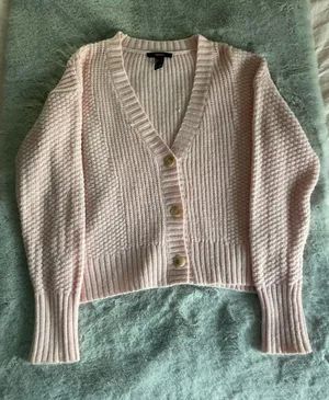Forever 21 Light Pink Cropped V‑Neck Button Cardigan Sweater thumbnail 1