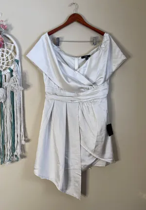 Lulu's Always Celebrating Ivory Satin Off The Shoulders Mini Dress Size XL thumbnail 3