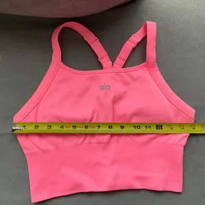 Alo Yoga Seamless Ribbed Favorite Bra Tank Neon Bubblegum M thumbnail 3