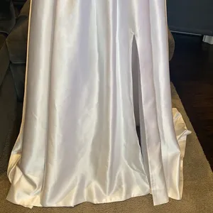 Women’s White Satin Full Length Prom Party Dress Corset Back Size 2 NWOT thumbnail 3