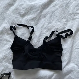 aritzia shapeEnhance scoop bralette thumbnail 2