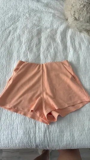 Lululemon Ribbed Softstreme Shorts thumbnail 2
