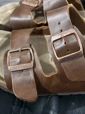 Cushionaire Double-Buckle Brown Leather Slide Sandals 7w thumbnail 3