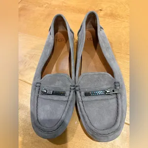 UGG suede women’s loafers shoes gray sz 8 thumbnail 3