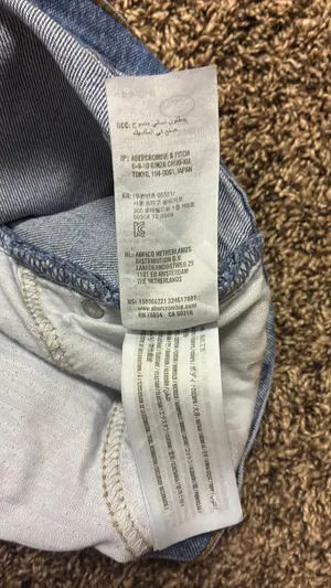 Abercrombie Jeans The 90s Ultra High-Rise thumbnail 6