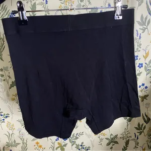 SKIMS NWT Boyfriend Boxer in Onyx size S thumbnail 3