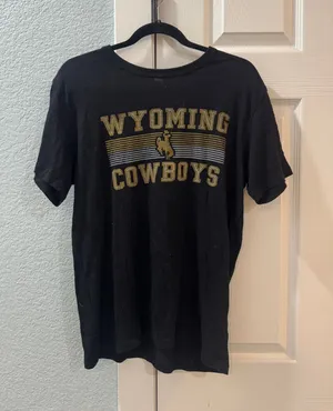 Alternative Wyoming Cowboys T-shirt thumbnail 1