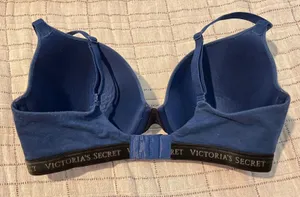 Victoria's Secret bra thumbnail 2