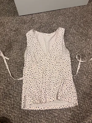 Brandy Melville Top thumbnail 3