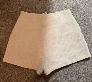 Beige Shorts Tan Size XS thumbnail 2