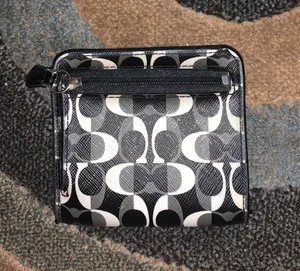 Coach Wallet thumbnail 2