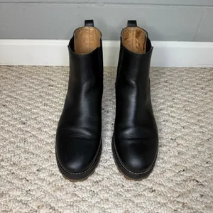 Madewell The Ivy Chelsea Boot in Leather True Black Women’s Size 8.5 Boots thumbnail 5