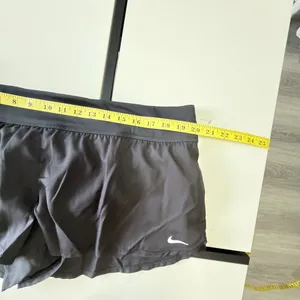 NWT Nike Swim Women's Solid Lap Boardshorts / Swim Shorts - Black [XXL] 🖤✨ thumbnail 11