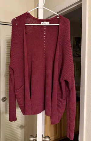 Hollister cardigan  thumbnail 1