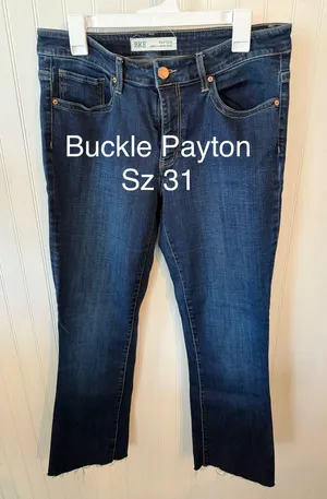 Buckle Women’s Jeans thumbnail 1