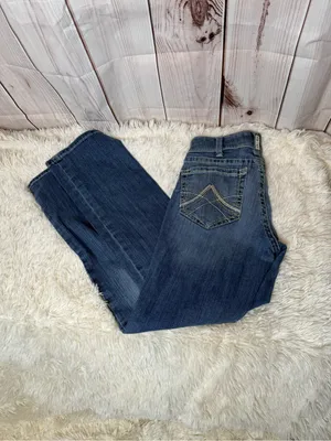 ARIAT Mid Rise Straight Icon Jeans thumbnail 2