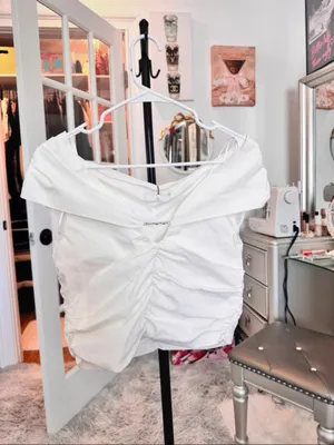 Zara White Off-Shoulder Ruched Crop Top with Front Twist thumbnail 2