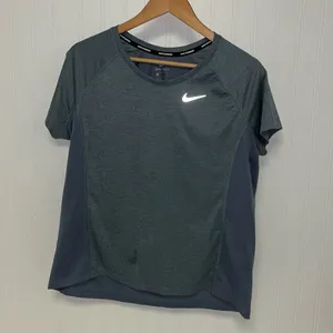 Nike Dri-fit Running Athletic Cut Short Sleeve T-Shirt Gray thumbnail 1