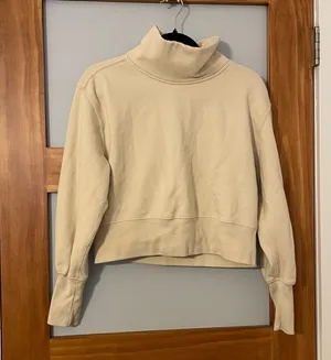 Abercrombie Ivory Mock Neck Cropped Pullover Sweater thumbnail 1