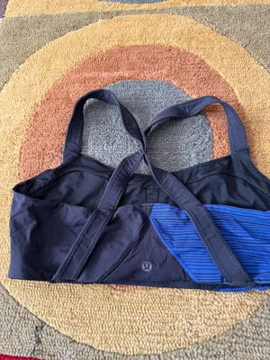 Lululemon Kanto Catch Me Sports Bra Blue Black Stripes Racerback Size 12 thumbnail 2
