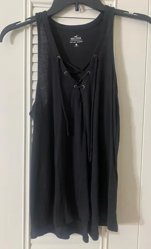 Hollister Tank Top thumbnail 1
